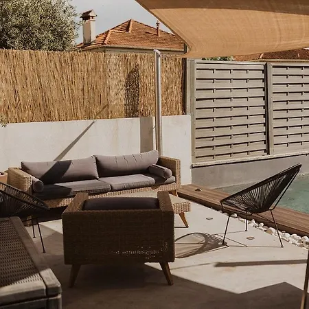 Moderne Avec Piscine A 200m De La Villa *