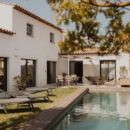 Villa Moderne Avec Piscine A 200m De La *