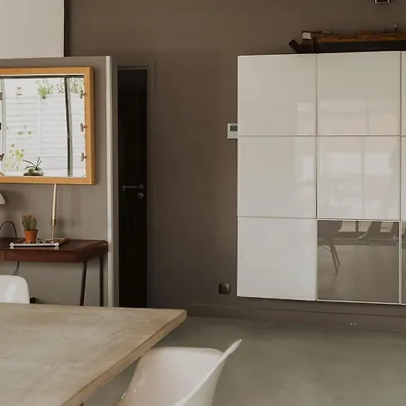 Moderne Avec Piscine A 200m De La Les Lecques