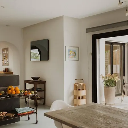 Moderne Avec Piscine A 200m De La Βίλα *